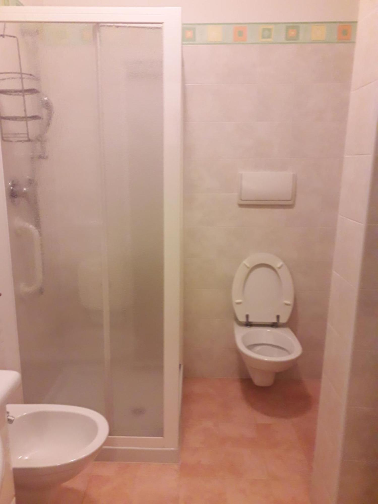 Roveretobnb Роверето Екстериор снимка